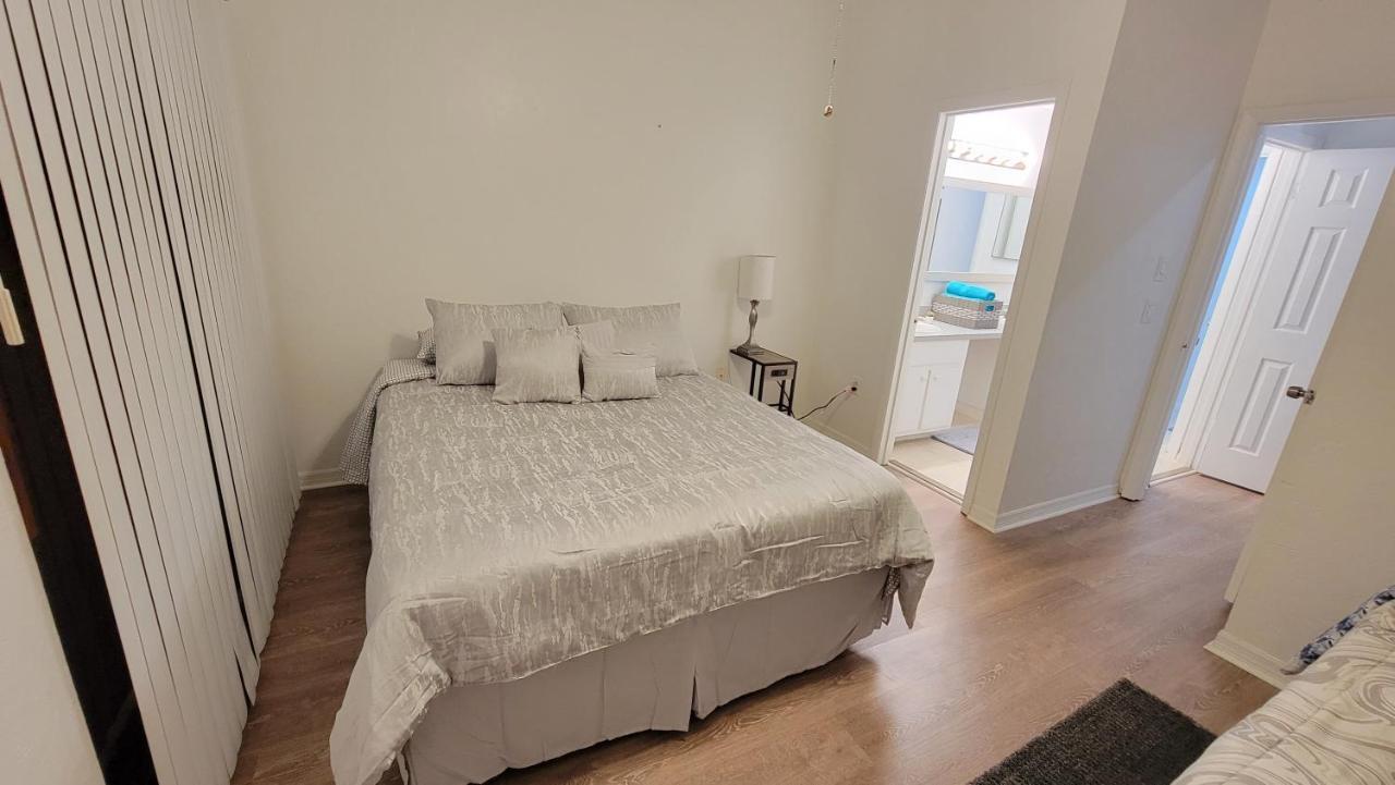 Beautiful Townhouse 2 Bedrooms 1 And A Half Bathrooms Next To Butler Plaza 1 Mile To Uf Gainesville Esterno foto